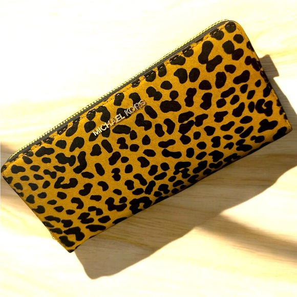 SOLD - Picture 7 of 9